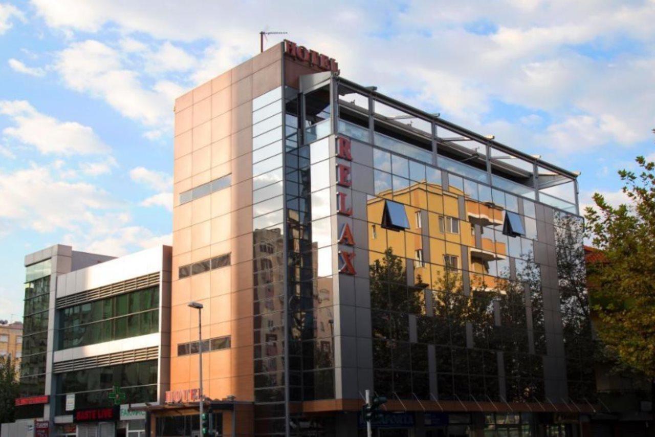 Hotel Relax Тирана Экстерьер фото